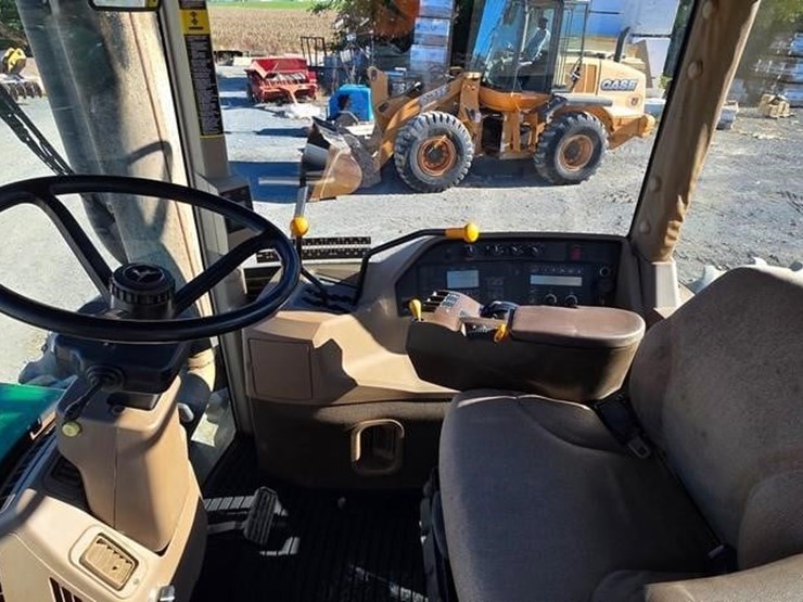 2000-john-deere-9400-image-65