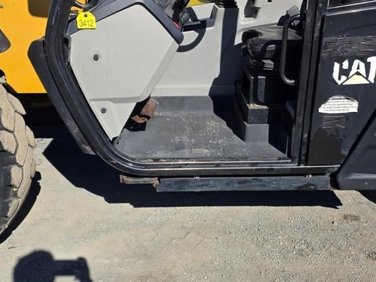 2018-caterpillar-tl642d-image-14