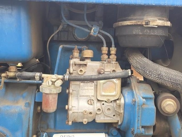 ford-1700-image-27