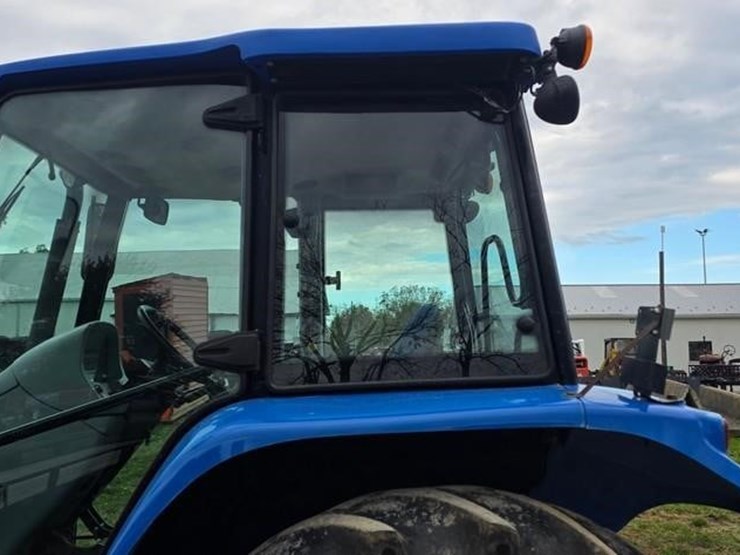 new-holland-t5040-image-28