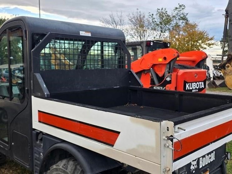 2003-bobcat-toolcat-5600-image-17