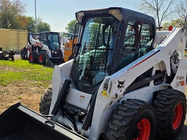 2016-bobcat-s650-image-33