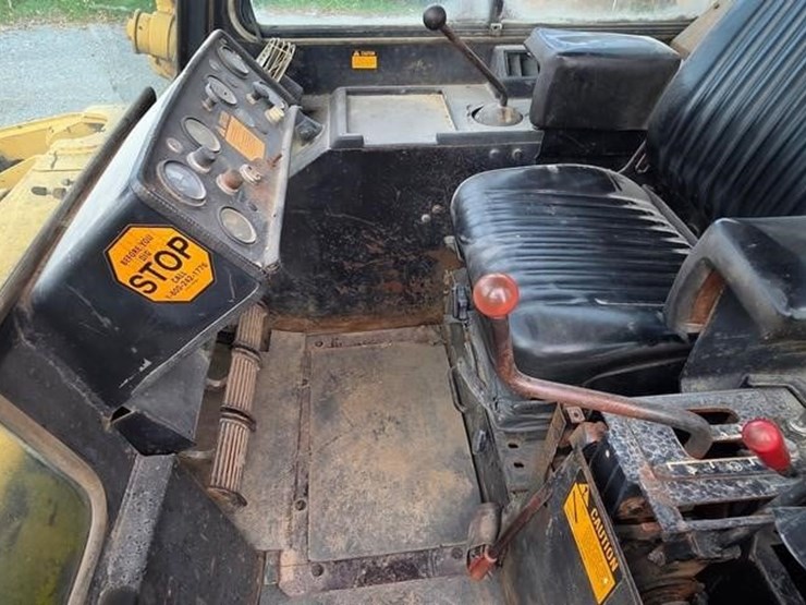 1987-deere-655b-image-48
