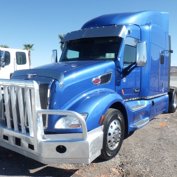 2020 PETERBILT 579
