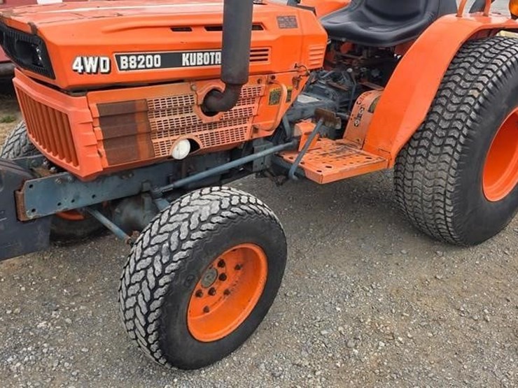 kubota-b8200-image-31