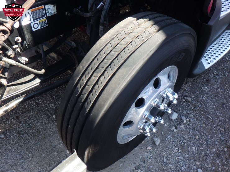 2021-kenworth-t680-image-19