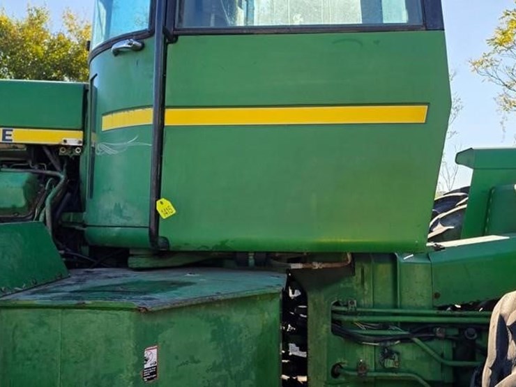 john-deere-8850-image-39