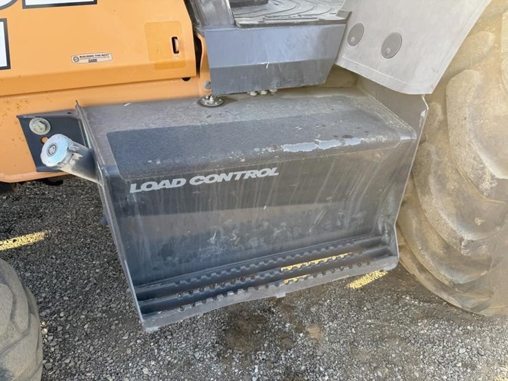 2019-case-588h-rough-terrain-forklift-image-22