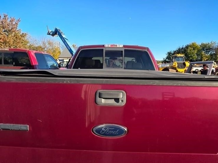 2005-ford-f150-xlt-image-16