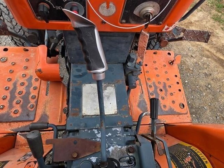 kubota-b8200-image-40