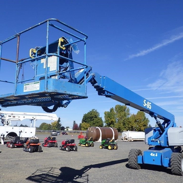 2016 GENIE S85