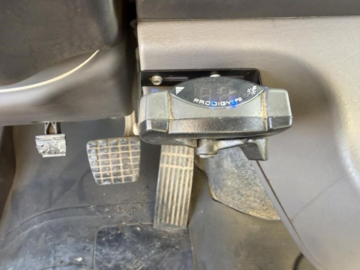 2019-freightliner-m2-dump-truck-image-14