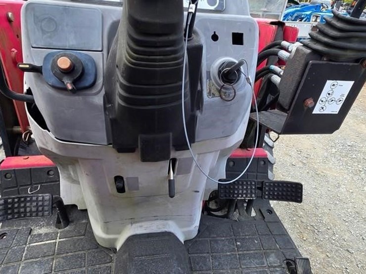 mahindra-1526-image-42