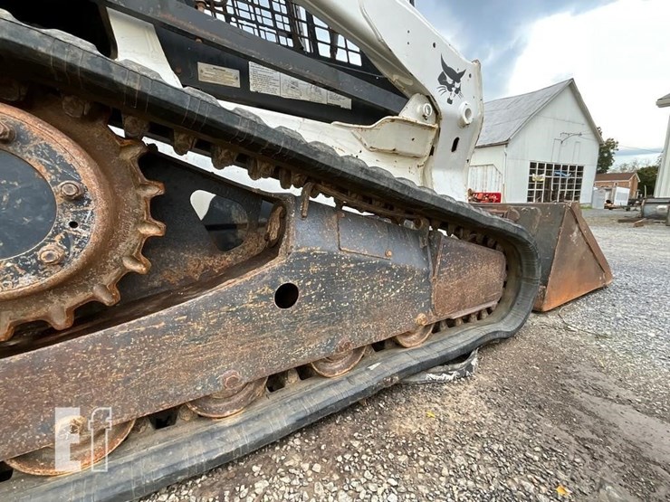 2010-bobcat-t650-image-7