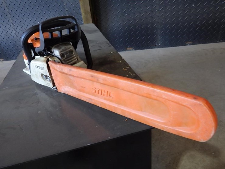 stihl-ms-311-chainsaw-20"-bar-image-2