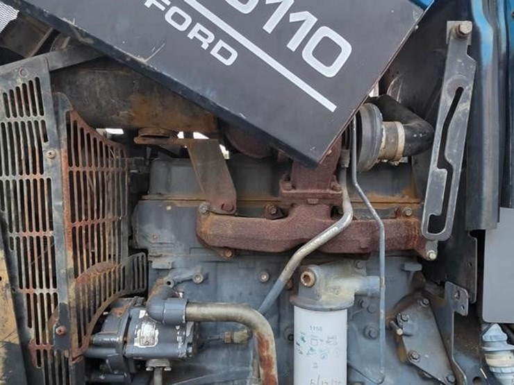 new-holland-ts110-image-40