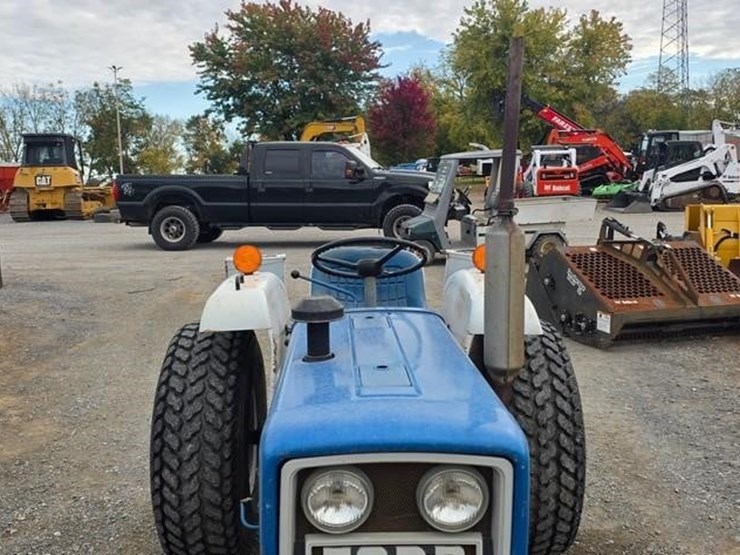 ford-1700-image-25