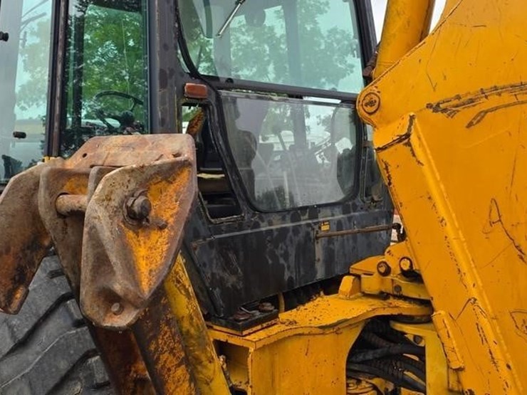 deere-710b-image-33