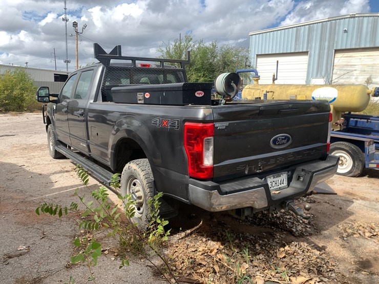 2018-ford-f250-image-4