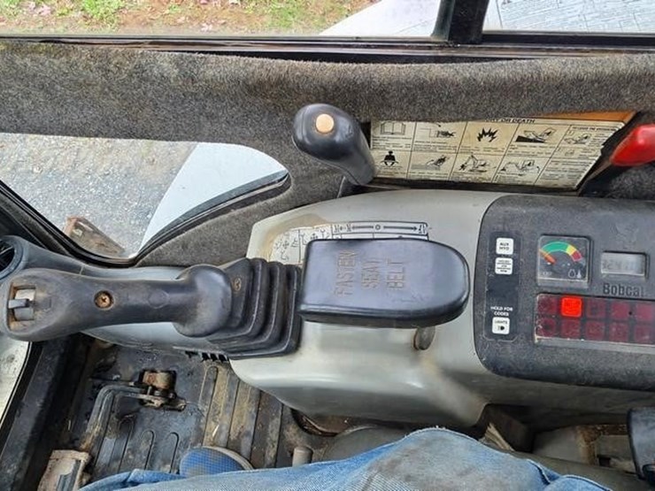 2009-bobcat-425-image-61