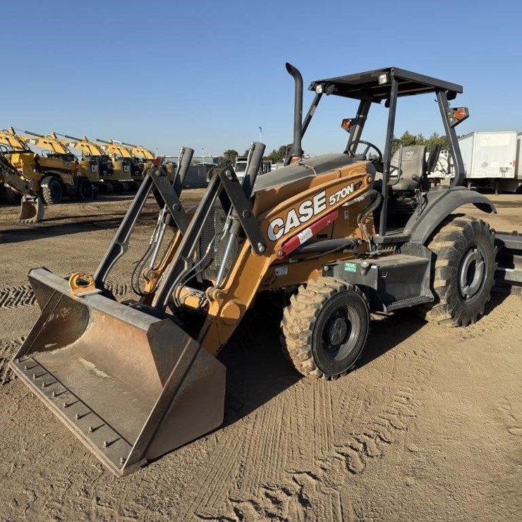 2019 Case 570N EP Skip Loader