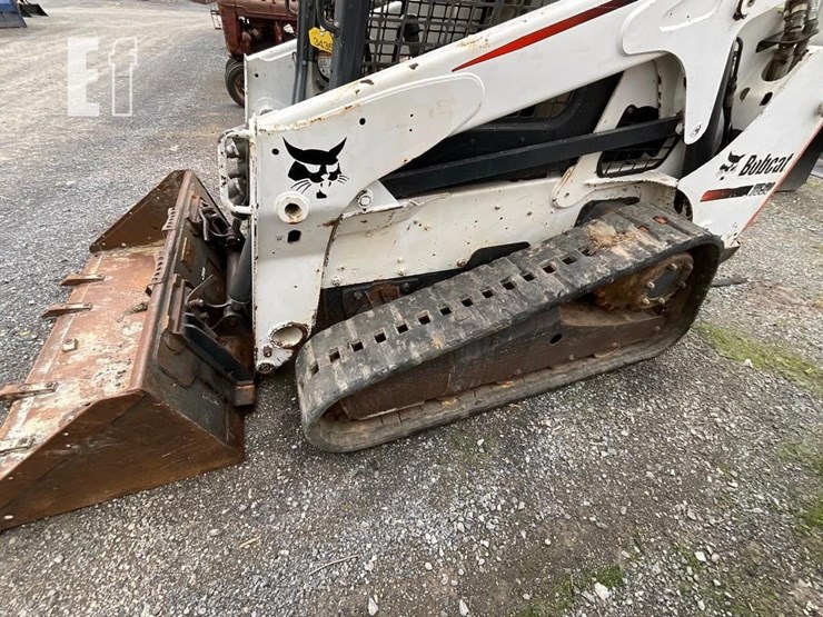 2010-bobcat-t650-image-14