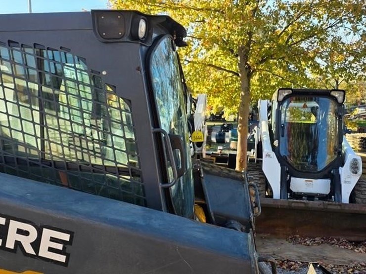 2018-deere-331g-image-10