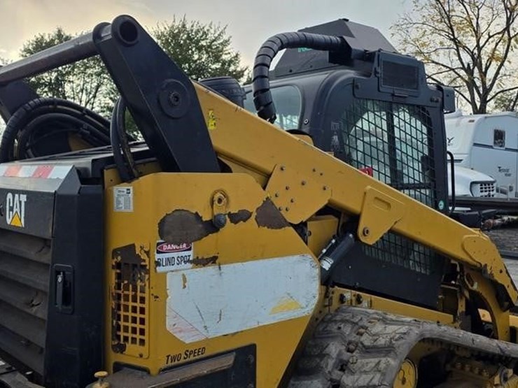 2019-caterpillar-299d2-xhp-image-18