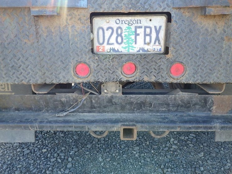 2000-gmc-3500-image-13