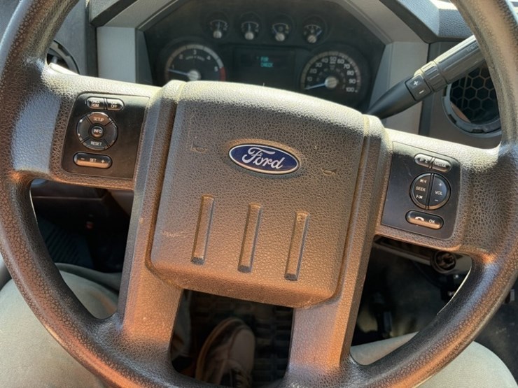 2019-ford-f650-s/a-dump-truck-image-32