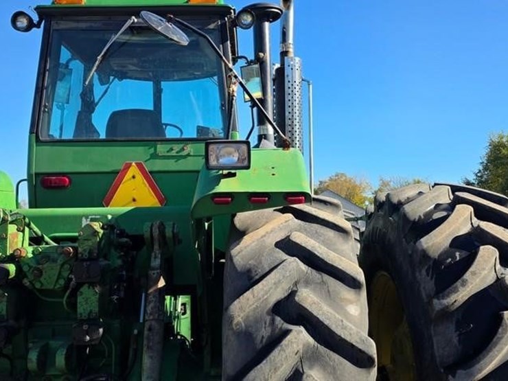 john-deere-8850-image-29
