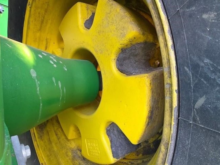 2019-john-deere-9520r-image-32