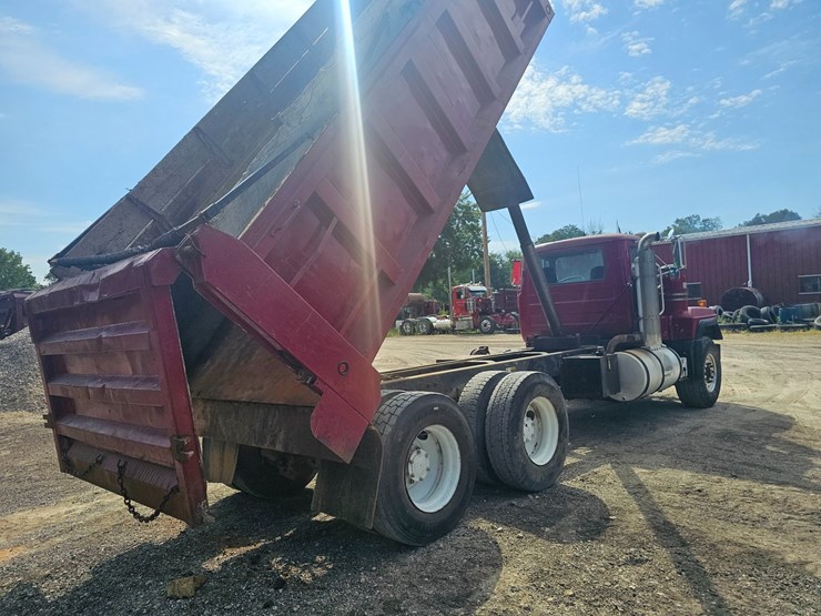 #15804-•-1998-mack-rd688s-dump-truck-image-67