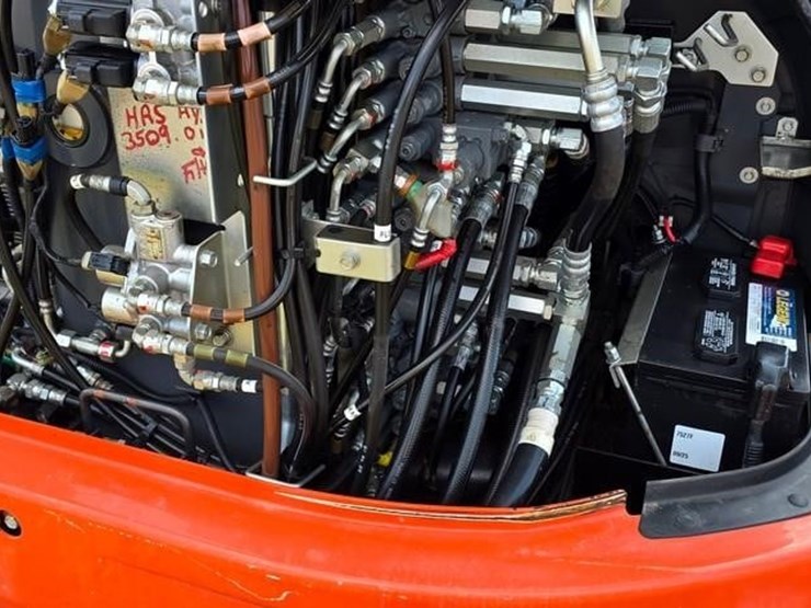 2018-kubota-u55-4-image-50