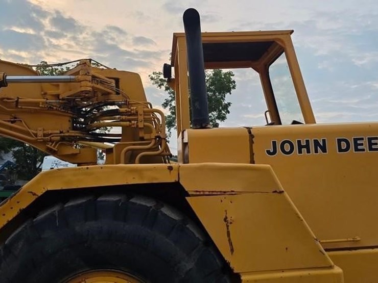 1984-deere-762a-image-38