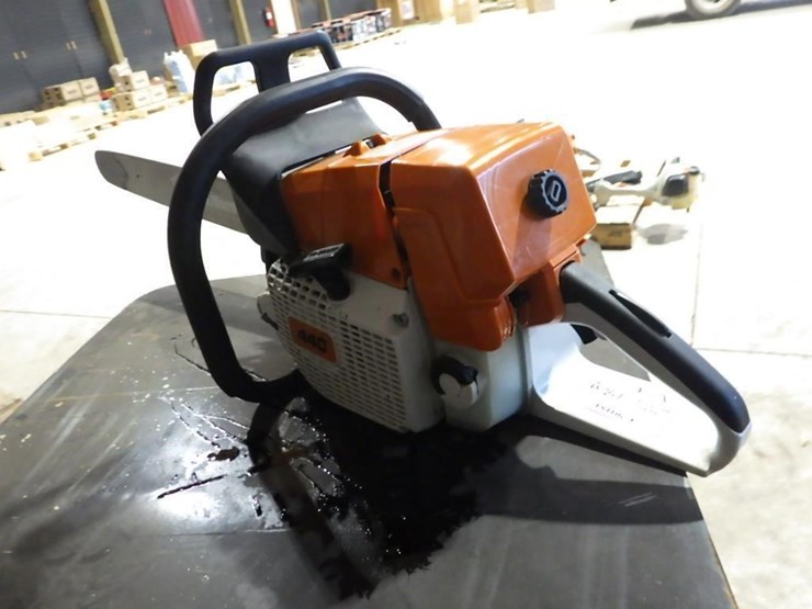 holzforma-440-chainsaw-28"-bar-image-4