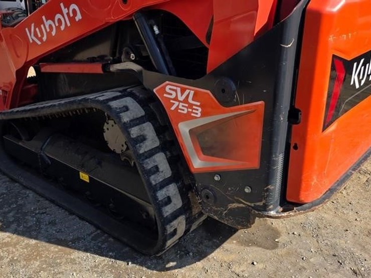 2023-kubota-svl75-3-image-22