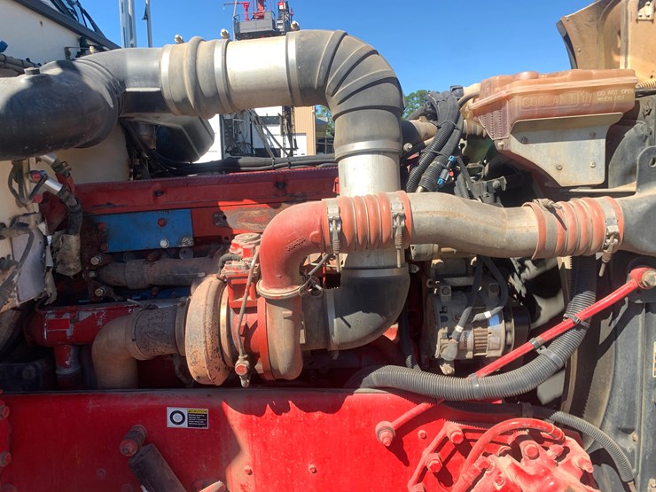 2009-peterbilt-367-image-16