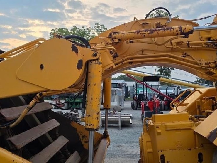 1984-deere-762a-image-36