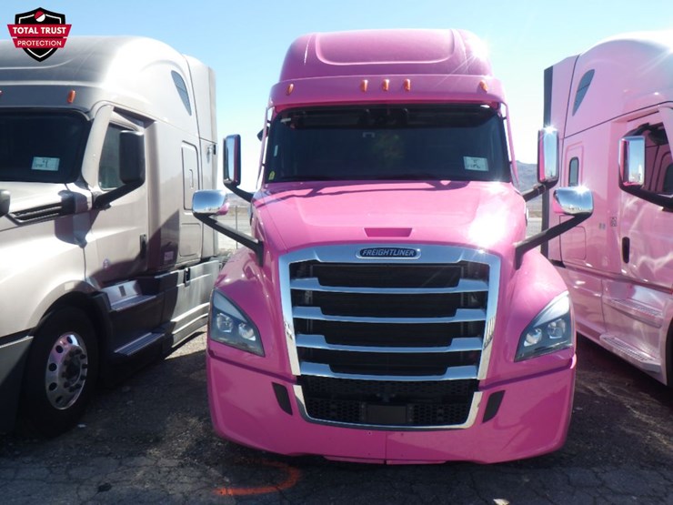 2024-freightliner-cascadia-126-image-2