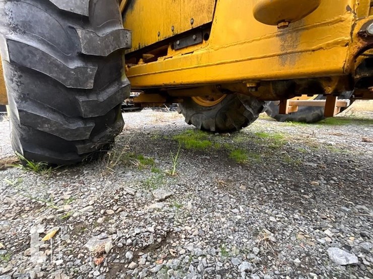massey-ferguson-3165-image-10