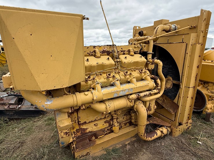 caterpillar-d379-image-3