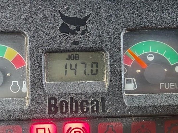 2003-bobcat-toolcat-5600-image-65