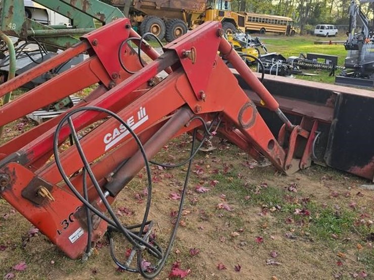 case-ih-l300-image-3