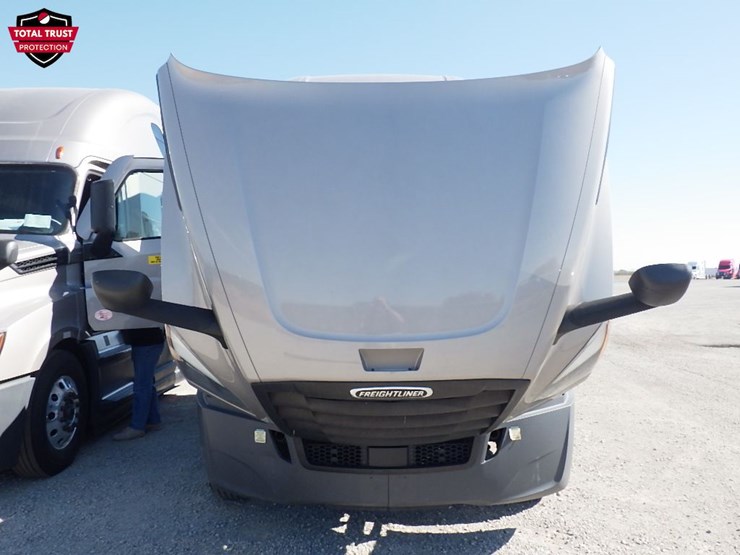 2024-freightliner-cascadia-126-image-26