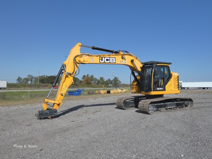 jcb-245xr-image-1