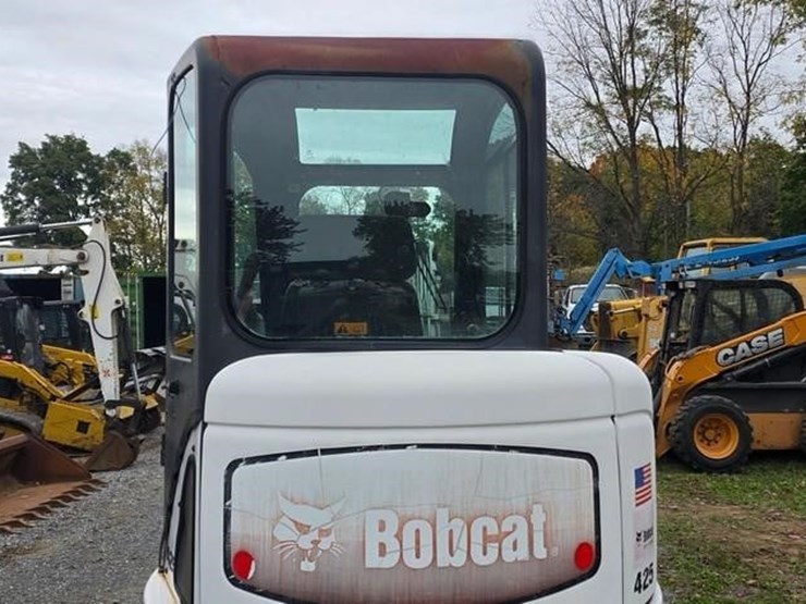 2009-bobcat-425-image-21