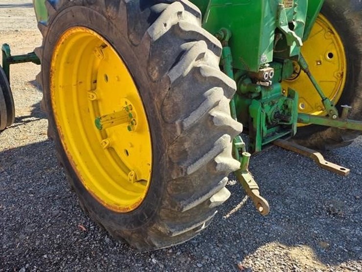 1972-john-deere-2520-image-19