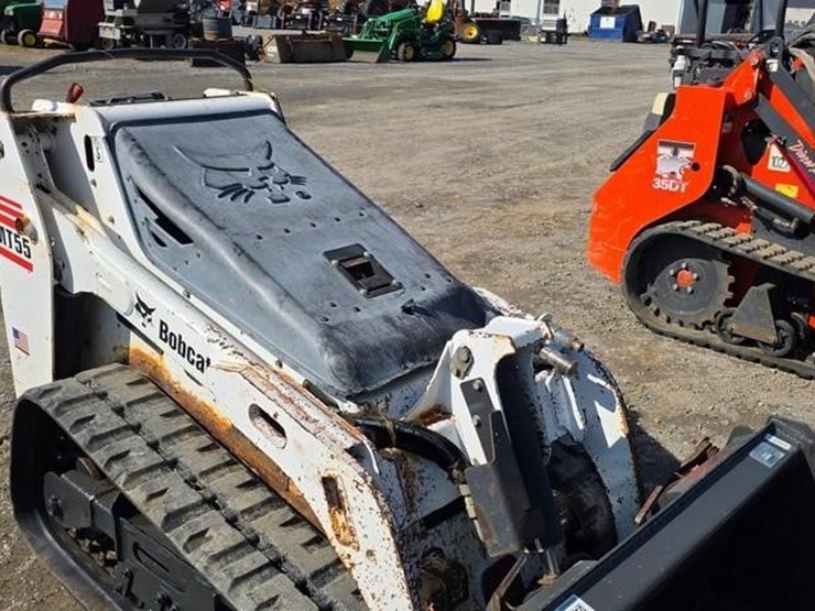 2014-bobcat-mt55-image-24