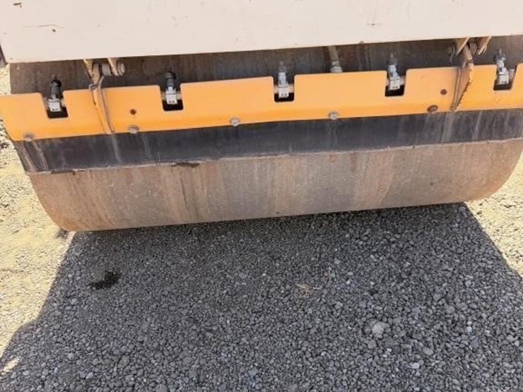 2005-ingersoll-rand-dd-24-tandem-vibratory-roller-image-25